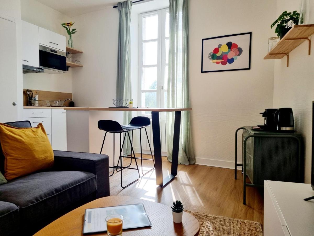 Confortable T2 sur les rives de la Charente Angoulême Extérieur photo